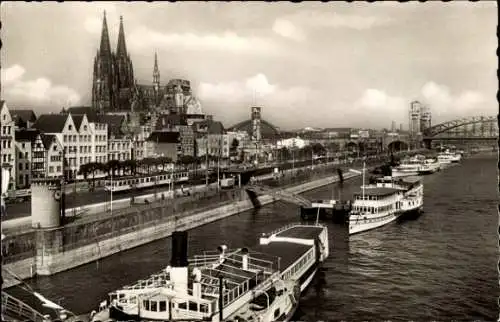 Ak Köln am Rhein, Rheinansicht, Dom, Dampfschiffe