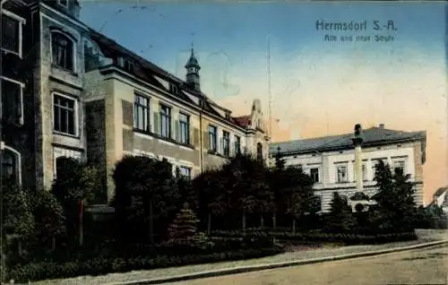 Ak Hermsdorf (S. A. Sachsen Altenburg) Thüringen, alte und neue Schule