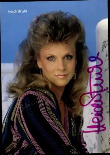 Ak Schauspielerin Heidi Brühl, Portrait, Autogramm