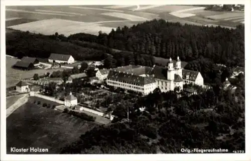 Ak Allmannshofen, Blick auf das Kloster Holzen, Fliegeraufnahme