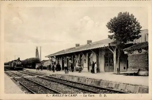 Ak Mailly le Camp Aube, Bahnhof, Gleisansicht, Eisenbahn