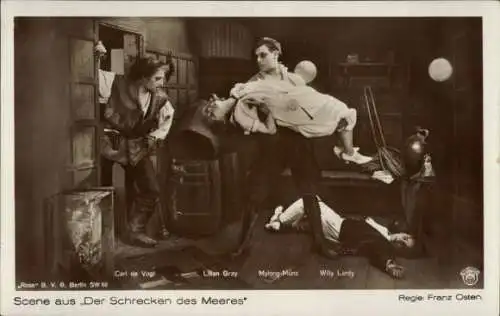 Ak Schauspieler Carl de Vogt, Willy Lardy, Filmszene Der Schrecken des Meeres