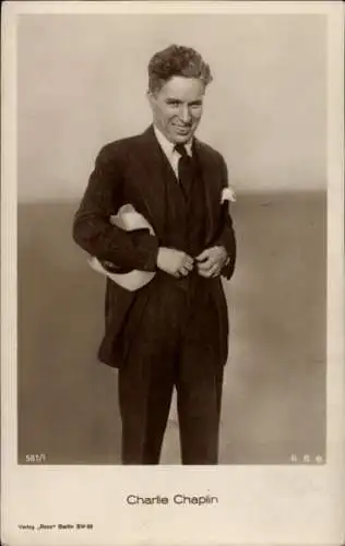 Ak Schauspieler Charlie Chaplin, Portrait, Ross Verlag 581/1