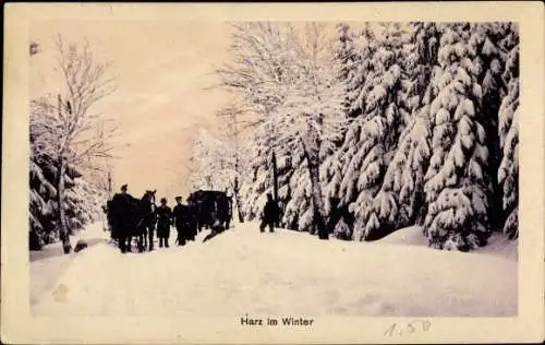 Ak Harz , verschneite Tannen im  davor eine Kutsche mit...