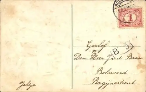 Stoff Präge Ak Junge und Mädchen in bayrischen Trachten