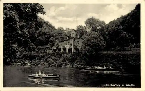 Ak Rengsdorf im Westerwald, Laubachmühle im Wiedtal, Kanus