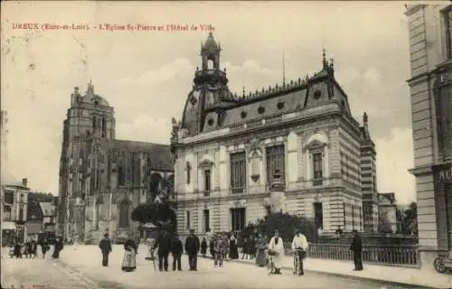 Ak Dreux Eure et Loir, Kirche St. Pierre, Rathaus