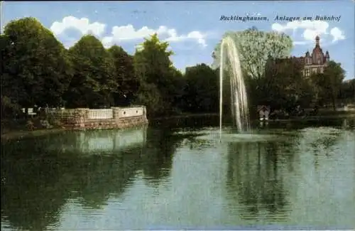 Ak Recklinghausen im Ruhrgebiet, Anlagen am Bahnhof, Springbrunnen