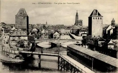 Ak Straßburg Straßburg Alsace Bas Rhin, Blick von den überdachten Brücken