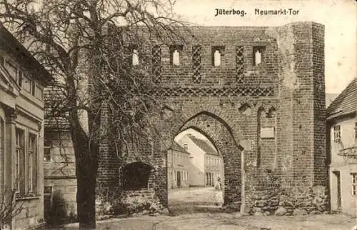 Ak Jüterbog in Brandenburg, Neumarkt Tor