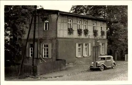 Ak Haynsburg Wetterzeube im Burgenlandkreis, Gasthof Zum Bahnhof Haynsburg