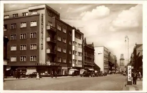 Ak Pardubice Pardubitz Stadt, Straßenansicht, Geschäfte