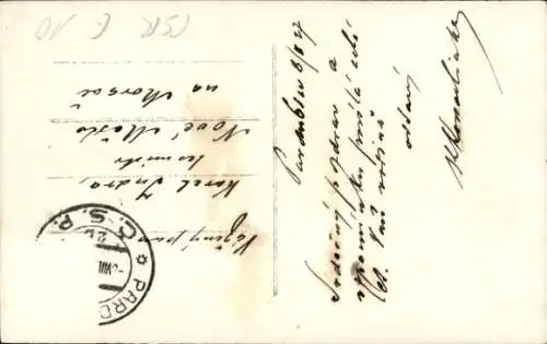 Foto Ak Pardubice Pardubitz Stadt, Parkanlage, Häuserreihe