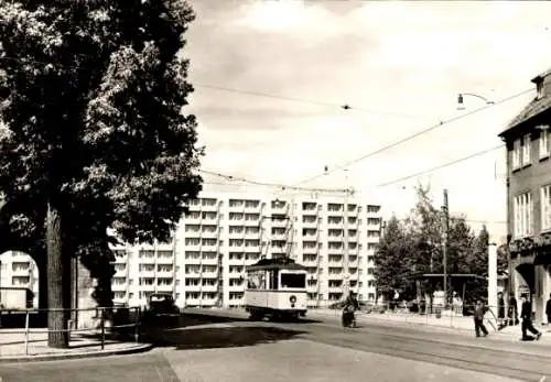 Ak Nordhausen in Thüringen, Rautenstraße und Wohnscheibe I, Straßenbahn