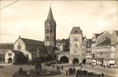 Foto Ak Lutherstadt Eisenach in Thüringen, Platz, Denkmal