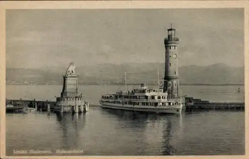 Ak Lindau am Bodensee Schwaben, Hafeneinfahrt, Schiff, Löwe