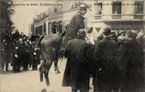 Ak Avenement du roi Albert 1909, König Albert I. von Belgien, Thronbesteigung, Bourgmestre de Laeken