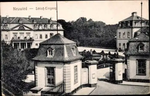 Ak Neuwied am Rhein, Schloss, Eingang