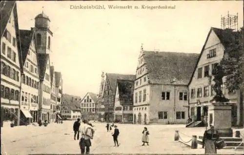 Ak Dinkelsbühl in Mittelfranken, Weinmarkt, Kriegerdenkmal