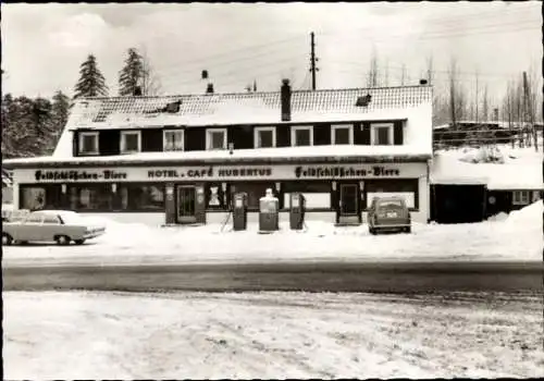 Ak Torfhaus Altenau Schulenberg Clausthal Zellerfeld im Oberharz, Hotel-Café Hubertus, Winteransicht