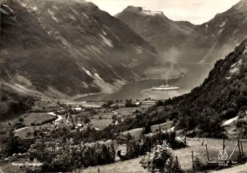 Ak Geiranger Norwegen, Gesamtansicht, Dampfer