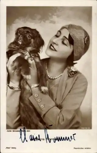 Ak Schauspielerin Claire Rommer, Portrait mit Hund, Autogramm