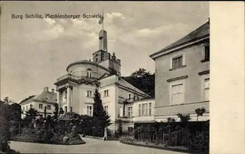 Ak Burg Schlitz Hohen Demzin in Mecklenburg, Straßenpartie