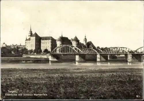 Ak Torgau an der Elbe, Elbbrücke mit Schloss Hartenfels