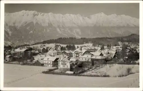 Foto Ak Igls Innsbruck in Tirol, Gesamtansicht, Winter