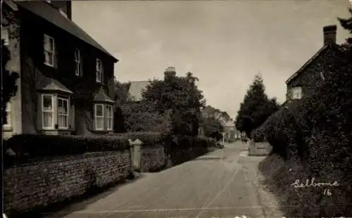 Foto Ak Selborne Hampshire England, Straße, Wohnhäuser