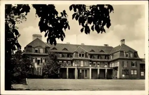 Ak Fahrland Potsdam, Sanatorium Heinrich Heine, Frontalansicht