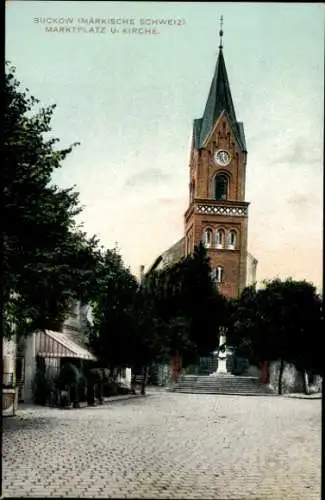 Ak Buckow in der Märkischen Schweiz, Marktplatz, Kirche