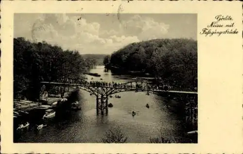 Ak Görlitz in der Lausitz, Neisse mit Fußgängerbrücke