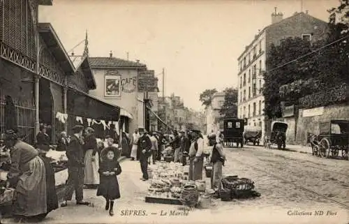 Ak Sèvres, der Markt