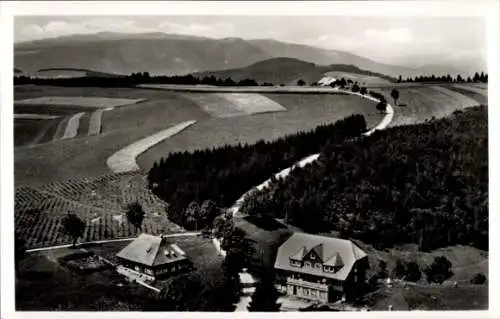 Ak Furtwangen im Schwarzwald, Schwarzwald, Höhen-Kurhotel Goldener Rabe