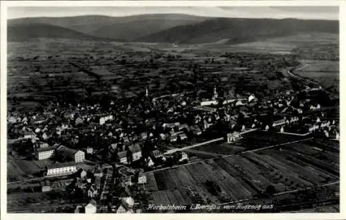 Ak Herbolzheim im Breisgau Schwarzwald, Herbolzheim im Breisgau vom Flugzeug aus