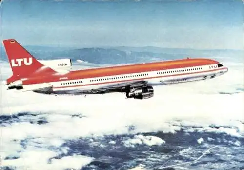 Ak Deutsches Passagierflugzeug LTU TriStar Lockheed L 1011-1, D-AERP