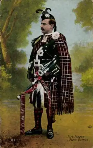 Ak Pipe Major, Scots Guards