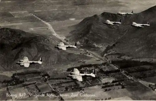 Ak Boeing B 17 Flying Fortress, Bomber der US Air Force über Südkalifornien