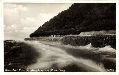 Ak Koserow an der Ostsee Usedom, Blick auf die Brandung am Streckelberg, Wald