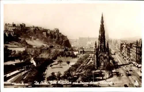 Ak Edinburgh Schottland, Burg, Denkmal, Princes Street