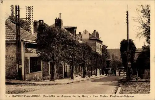 CPA Savigny-sur-Orge Essonne, Avenue de la Gare, Les Ecoles Ferdinand Buisson