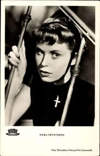 Ak Schauspielerin Wera Frydtberg in Sie, Herzog Film