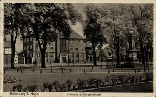 Ak Rotenburg in Hannover Rotenburg an der Wümme, Kreishaus und Kriegerdenkmal