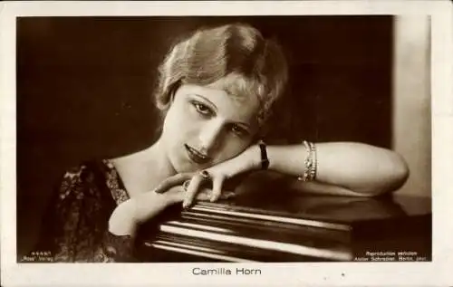 Ak Schauspielerin Camilla Horn, Portrait