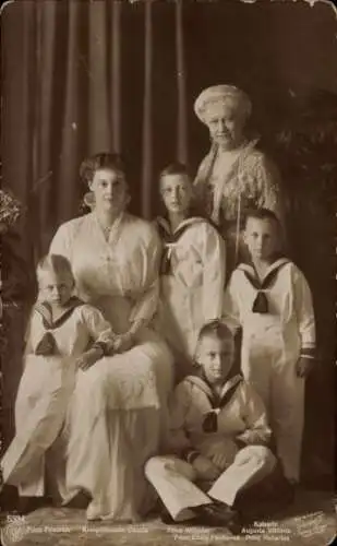 Ak Kaiserin Auguste Viktoria, Kronprinzessin Cecilie, Prinz Wilhelm, Friedr., Louis Ferd., Hubertus