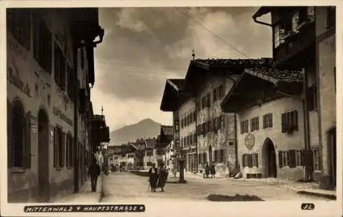 Ak Mittenwald in Oberbayern, Hauptstraße