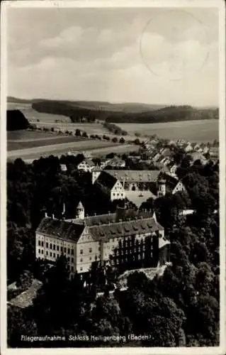 Ak Heiligenberg in Baden, Fliegeraufnahme von Schloss und Umgebung