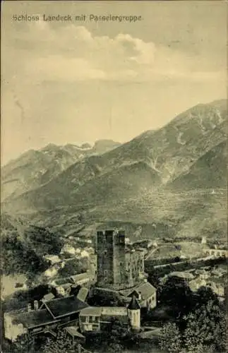 Ak Landeck in Tirol, Schloss mit Passeiergruppe