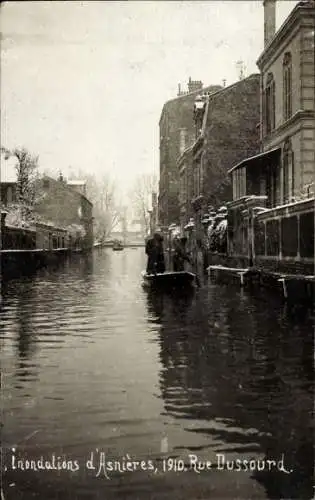 Ak Asnières-sur-Seine Hauts-de-Seine, Hochwasser, Rue Dussourd